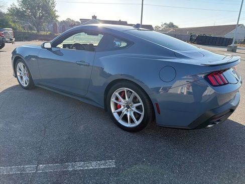Used 2024 Ford Mustang GT Premium image 5