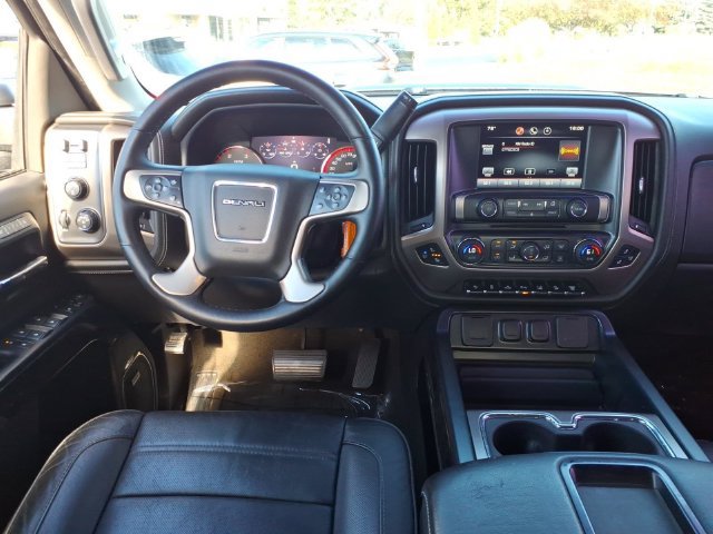 Used 2015 GMC Sierra 2500 Denali w/ Duramax Plus Package AWD/4WD image 15