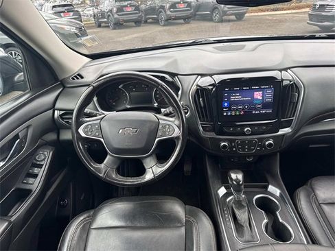 Used 2021 Chevrolet Traverse RS w/ LPO, Cargo Package image 18