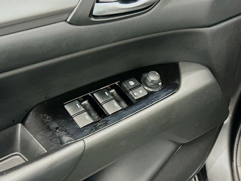 Used 2025 MAZDA CX-5 AWD 2.5 S w/ Preferred Package image 15