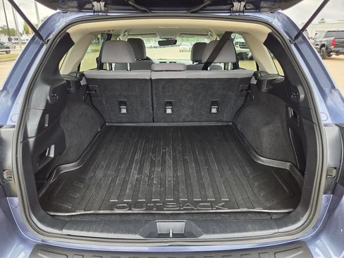 Used 2018 Subaru Outback 2.5i Premium AWD/4WD image 28