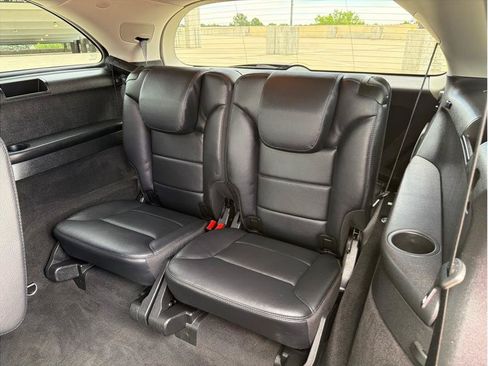 Used 2011 Mercedes-Benz R 350 BlueTEC 4MATIC image 12