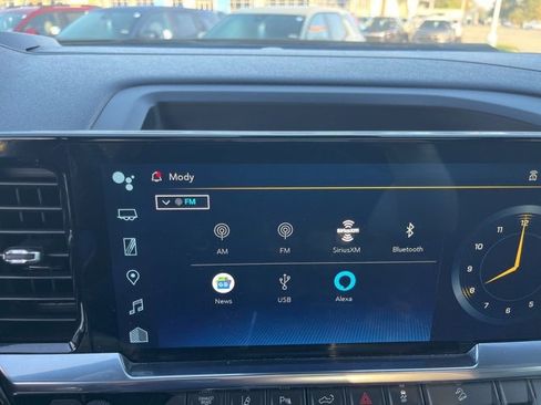 Used 2024 Chevrolet Silverado 2500 High Country w/ Z71 Off-Road Package image 36