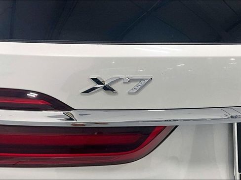 Used 2019 BMW X7 xDrive50i w/ Dynamic Handling Package image 39