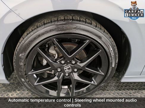 Used 2025 Honda Civic Sport image 9