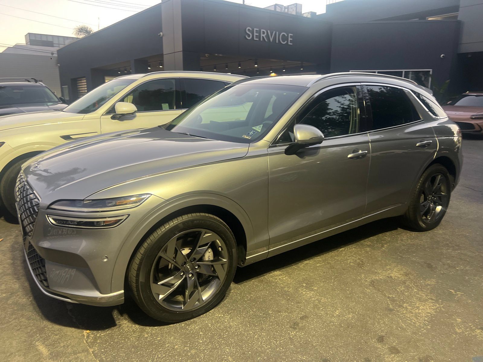 Used 2023 Genesis Electrified GV70 AWD/4WD image 2