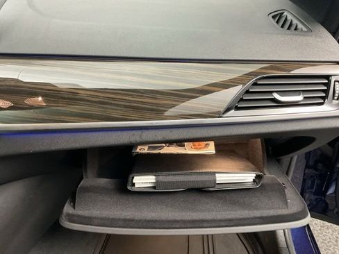 Used 2018 BMW 540i xDrive w/ Premium Package image 27