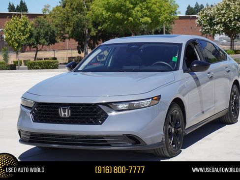 Used 2025 Honda Accord SE image 1