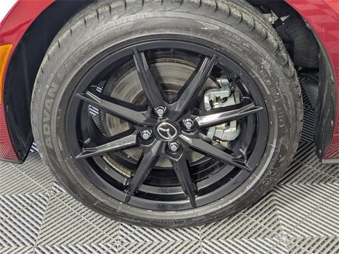 Used 2024 MAZDA MX-5 Miata Sport image 8