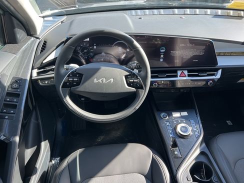 New 2025 Kia Niro Wind image 10