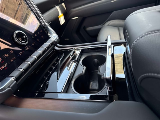 New 2026 GMC Yukon XL Denali w/ Sun & Power Step Package AWD/4WD image 25