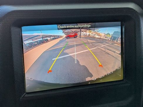 Used 2023 Jeep Wrangler Unlimited image 15