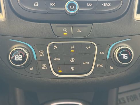 Used 2023 Chevrolet Malibu LT FWD image 41