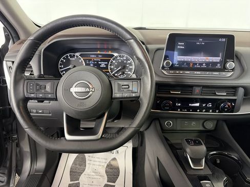 Certified 2023 Nissan Rogue SV w/ SV Premium B Package AWD/4WD image 3