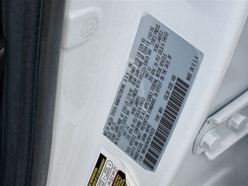 Used 2025 MAZDA CX-50 2.5 Hybrid w/ Premium Plus Pkg image 12