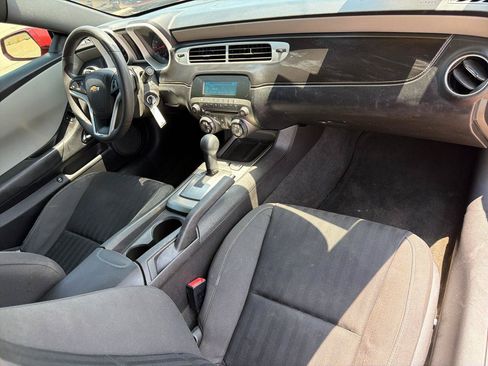 Used 2015 Chevrolet Camaro LS RWD image 17