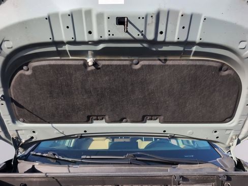 Used 2020 Toyota RAV4 XLE w/ Convenience Package image 12