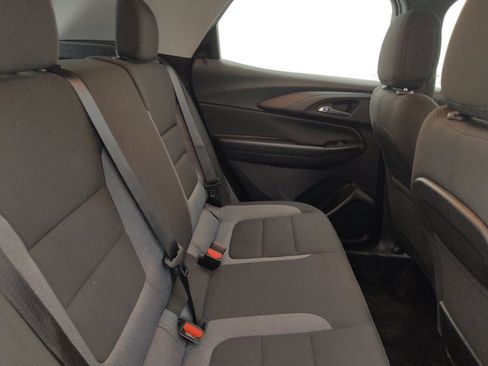Used 2023 Chevrolet TrailBlazer LS FWD image 19
