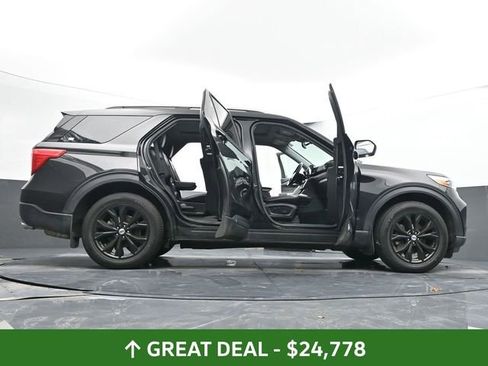 Used 2022 Ford Explorer Limited w/ Class IV Trailer Tow Package image 81