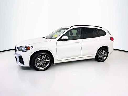 Used 2021 BMW X1 xDrive28i w/ Convenience Package AWD/4WD image 4