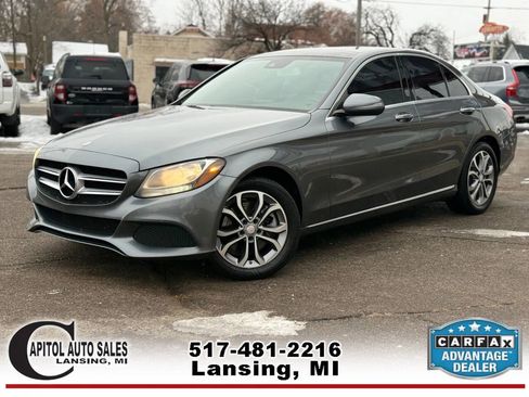 Used 2017 Mercedes-Benz C 300 4MATIC Sedan image 4