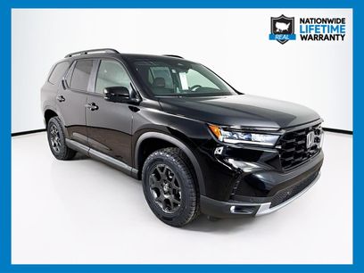 New 2025 Honda Pilot TrailSport