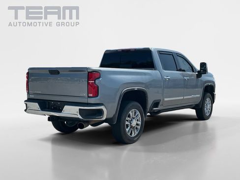 Used 2024 Chevrolet Silverado 2500 LTZ w/ LTZ Premium Package AWD/4WD image 7