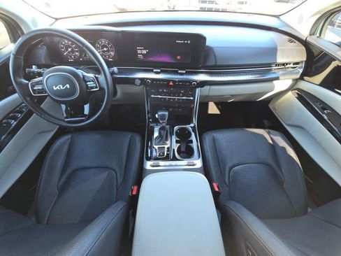 Used 2024 Kia Carnival SX Prestige image 25