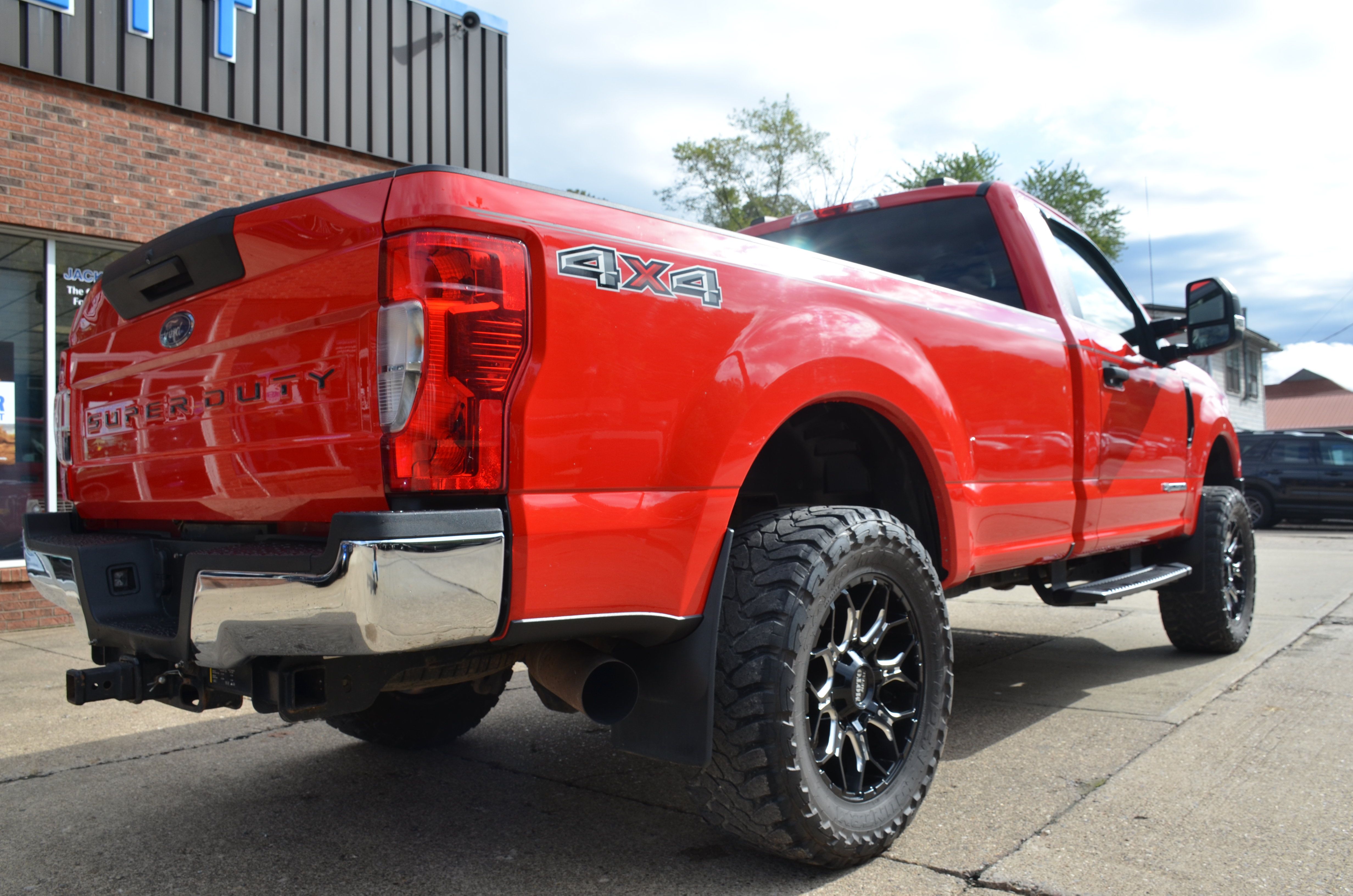 Used 2021 Ford F250 XL AWD/4WD image 4