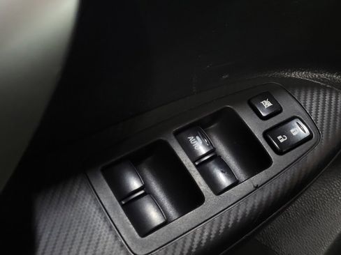 Used 2019 Mitsubishi Eclipse Cross ES image 27