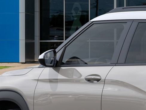 New 2026 Chevrolet TrailBlazer ACTIV w/ Convenience Package FWD image 12