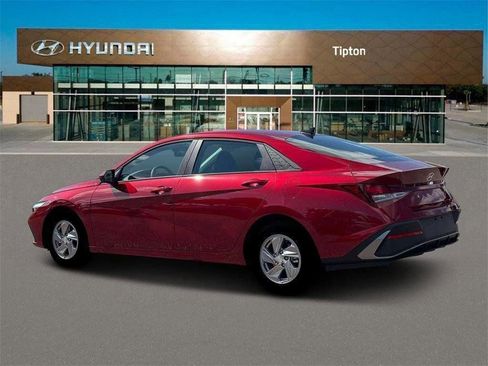 New 2026 Hyundai Elantra SE w/ Cargo Package image 4