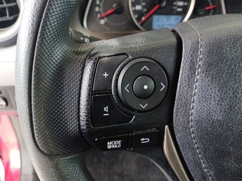 Used 2015 Toyota RAV4 XLE image 30