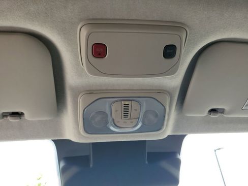 Used 2026 RAM ProMaster 2500 w/ Convenience Group FWD image 23