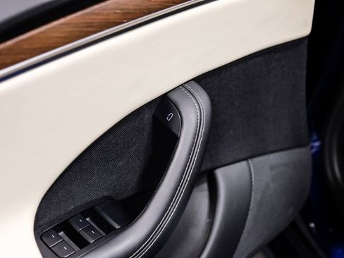 Used 2023 Tesla Model S Standard Range image 46