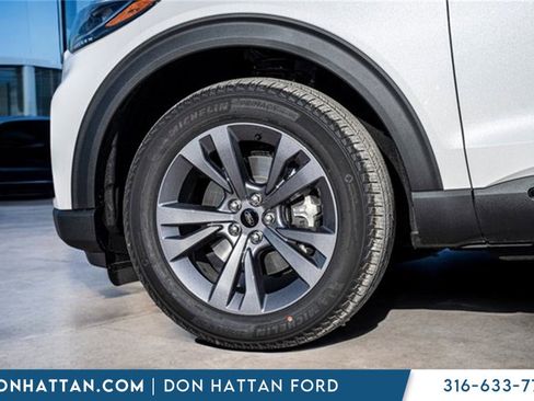 New 2026 Ford Explorer Active w/ Active Comfort Package image 42
