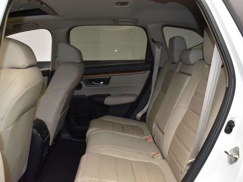 Used 2019 Honda CR-V Touring image 10