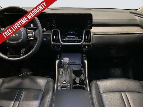 Used 2023 Kia Sorento EX w/ Panoramic Sunroof Package FWD image 25