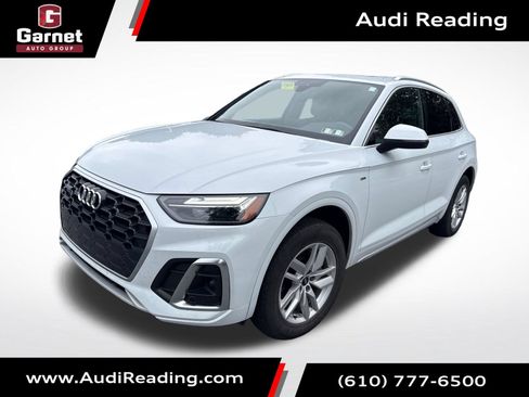 Used 2023 Audi Q5 2.0T Premium w/ Convenience Package AWD/4WD image 1