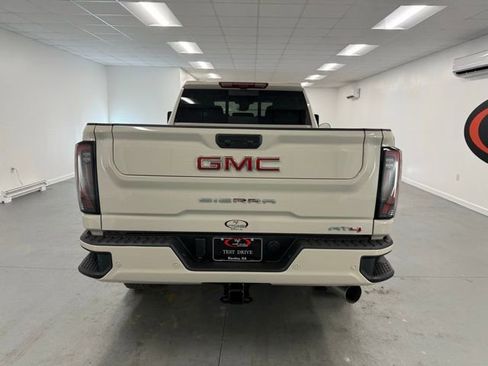 New 2026 GMC Sierra 2500 AT4 image 7