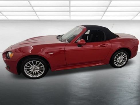 Used 2018 FIAT 124 Spider Classica RWD image 4