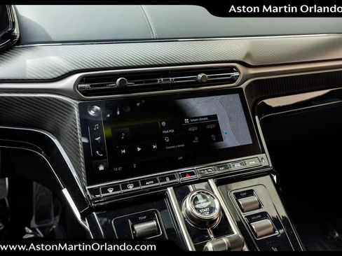 Used 2025 Aston Martin V8 Vantage Coupe image 52