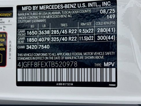 New 2026 Mercedes-Benz GLS 580 4MATIC image 25