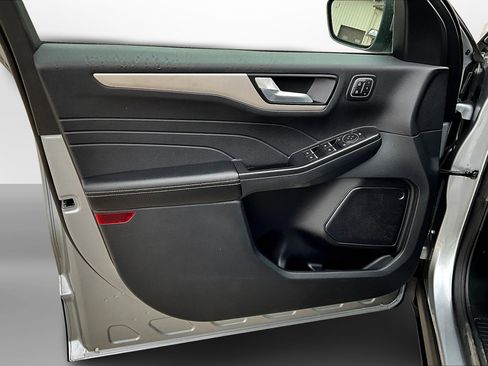 Used 2022 Ford Escape SEL w/ Technology Package image 25