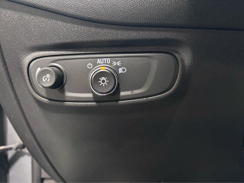 Used 2024 Chevrolet Equinox LS w/ LS Convenience Package AWD/4WD image 22