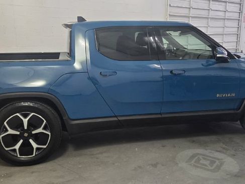Used 2022 Rivian R1T Adventure AWD/4WD image 6