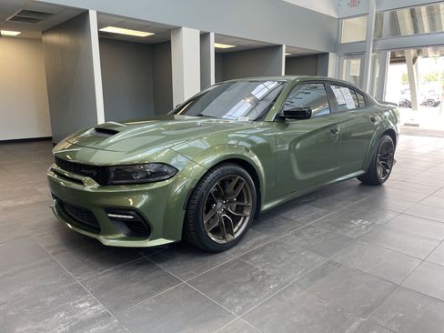 Used 2023 Dodge Charger SRT Hellcat w/ Harman/Kardon Audio Group RWD image 8
