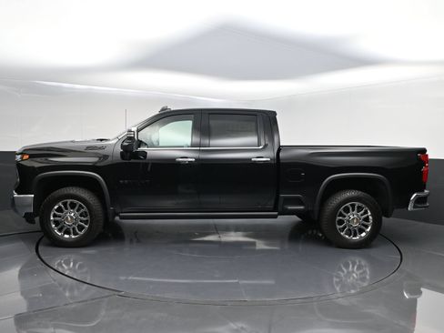 New 2026 Chevrolet Silverado 2500 LTZ w/ LTZ Convenience Package AWD/4WD image 4