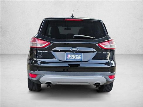 Used 2015 Ford Escape SE image 6