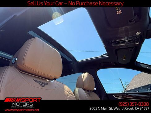 Used 2019 Bentley Bentayga AWD/4WD image 12